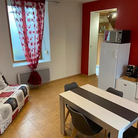 Chez & Chou Apartment